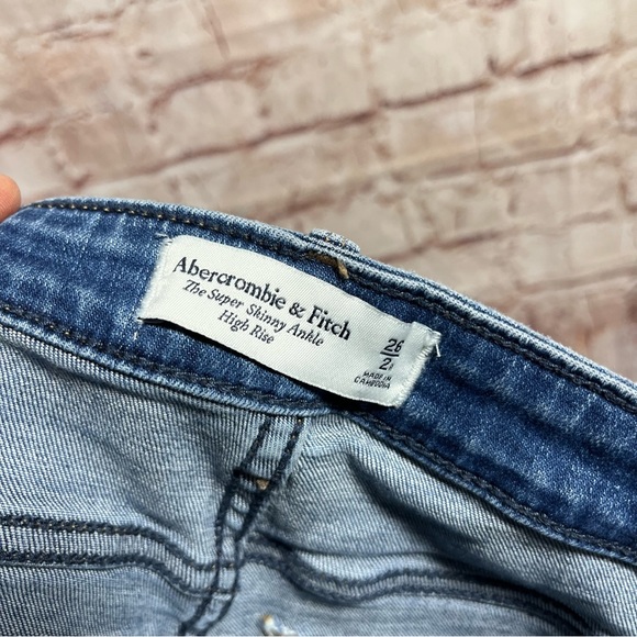 Abercrombie & Fitch The Super Skinny ankle High Rise knee slit size 26 - Picture 4 of 6